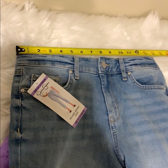 Jessica Simpson relaxed skinny crop Jeans - Picture 10 of 12